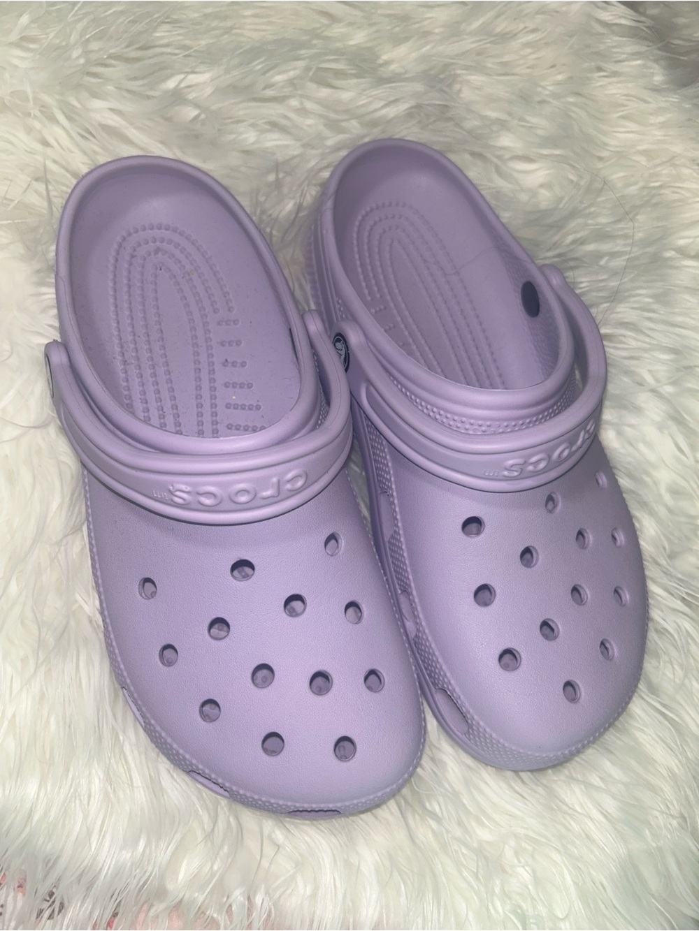 Crocs Womens Classic Clog in lavender